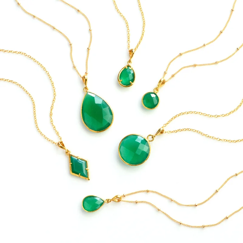 Ladies elegant chain necklaces-Green Onyx Necklace : May Birthstone