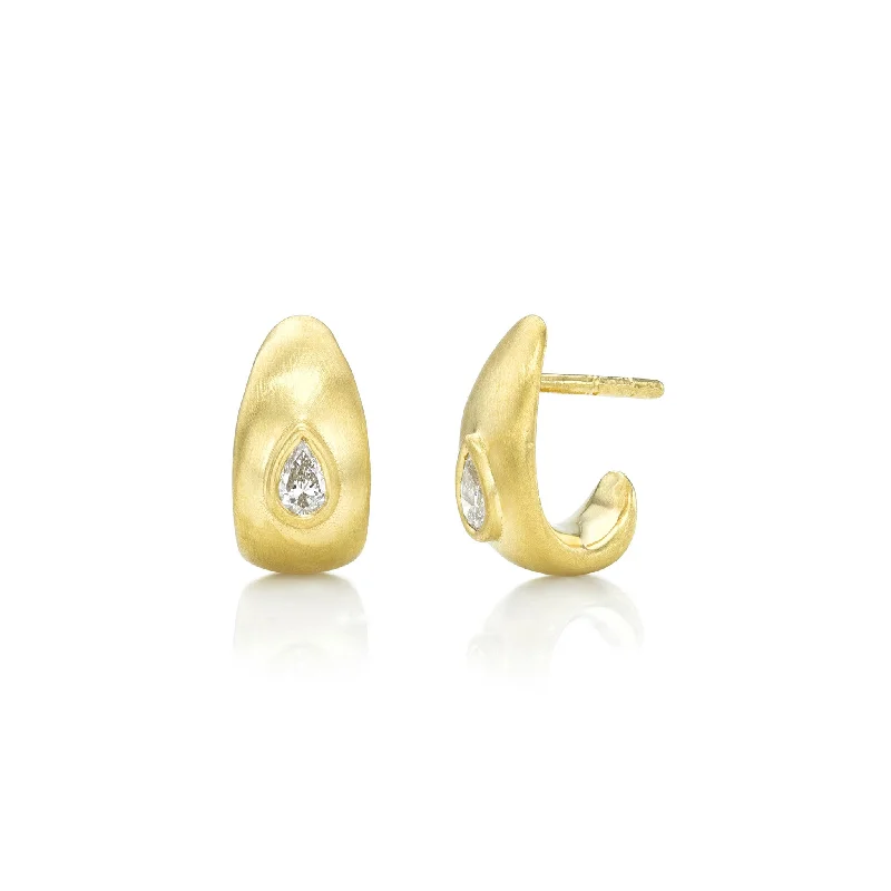 Ladies geometric earrings-Baby Tusk Earrings with Water Drop Diamond