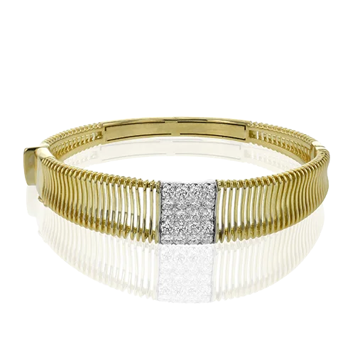 Ladies twisted bangles-Bangle in 18k Gold with Diamonds LB2470