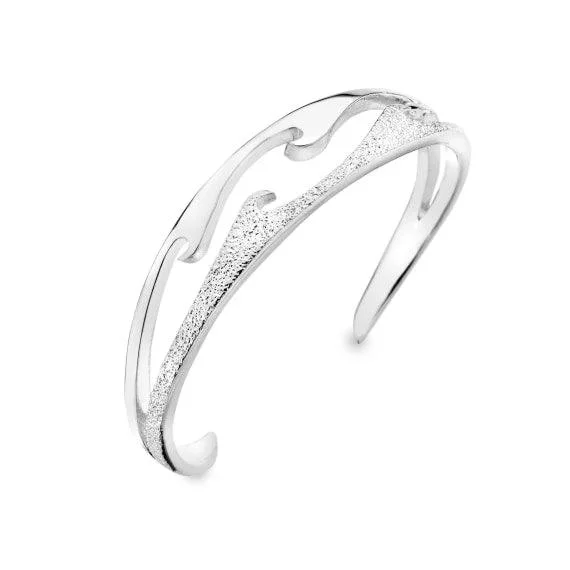 Ladies textured bracelets-Sea Gems Cornish Surf Bangle