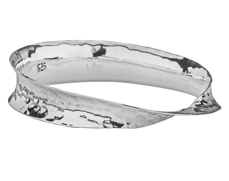 Ladies multi-layered bracelets-Everlasting Hammered Bangle in Sterling Silver