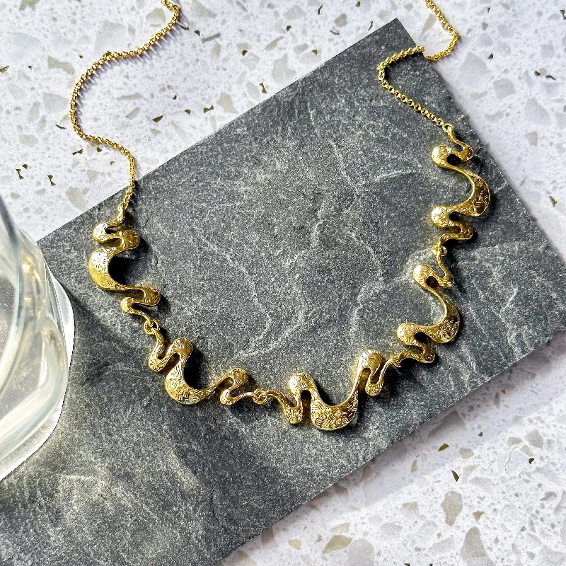 Ladies custom necklaces-Boho Style Gold Waves Necklace