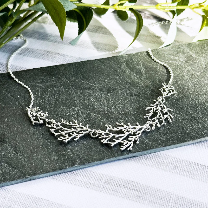 Ladies infinity necklaces-Boho Style Silver Coral Necklace