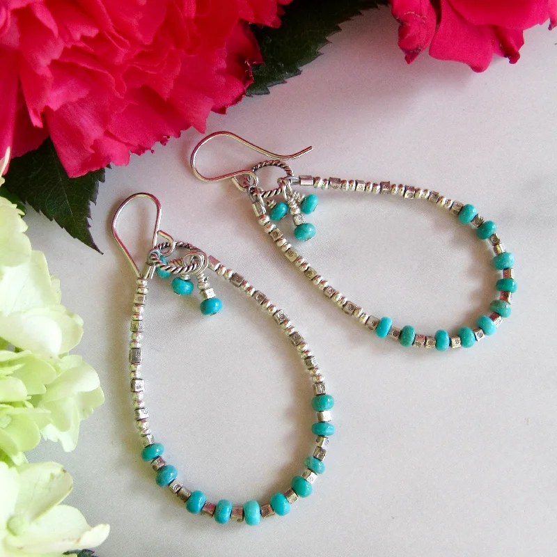 Ladies emerald earrings-Gemstone Hoop Earrings