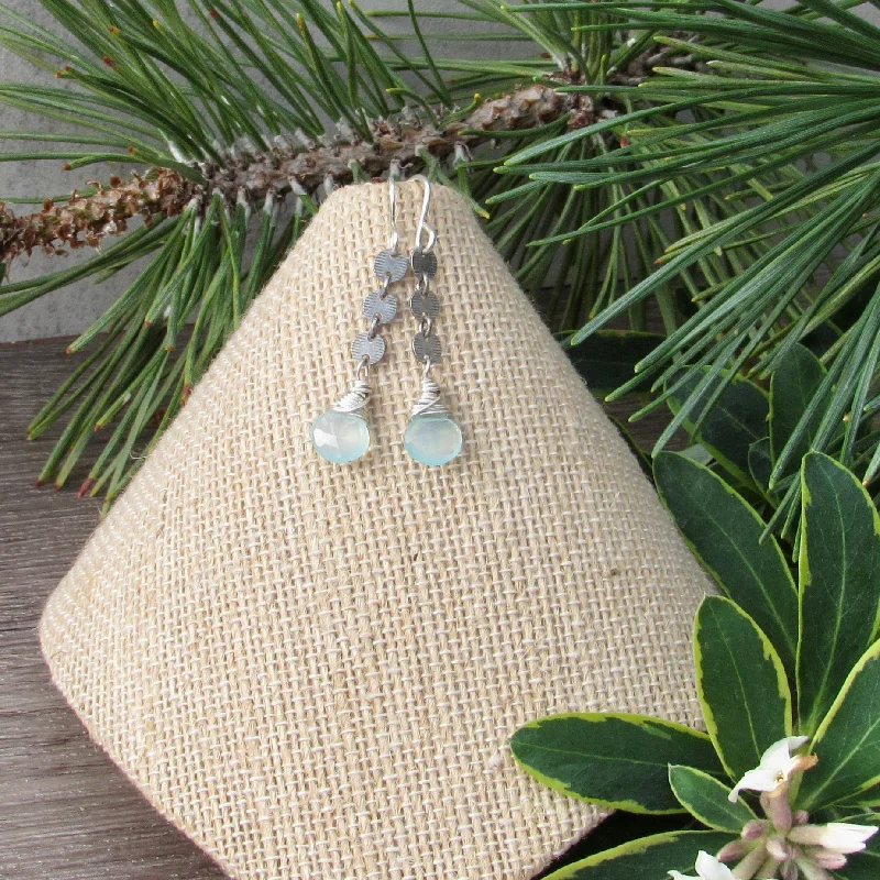 Ladies romantic earrings-Chalcedony Chain Earrings