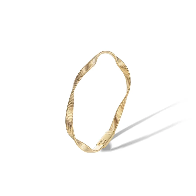 Ladies polished bangles-18k Yellow Gold Bangle