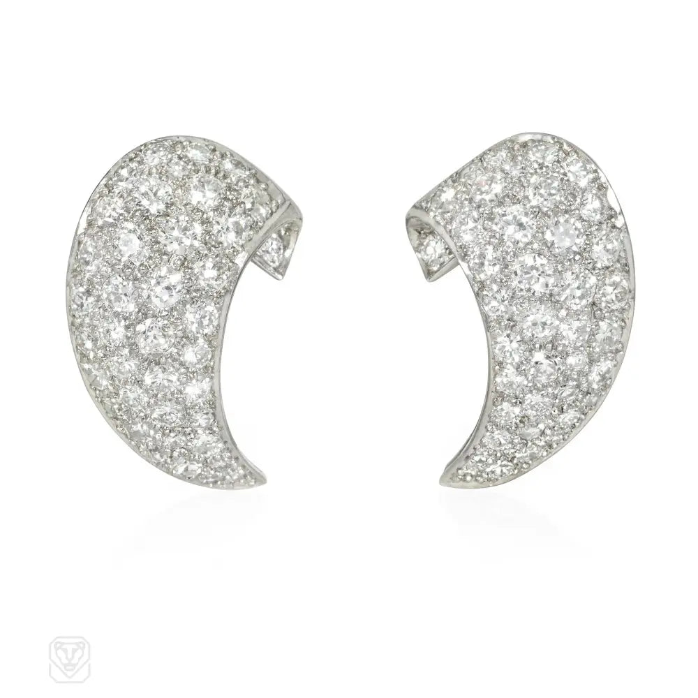 Ladies elegant earrings-Retro diamond crescent earrings