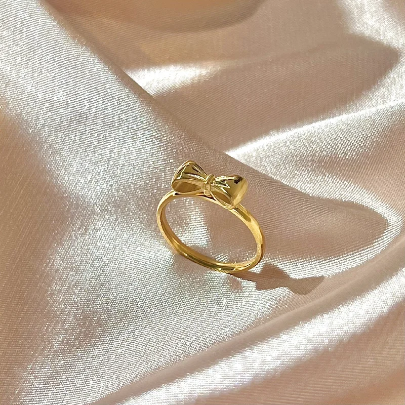 Golden Bow Ring