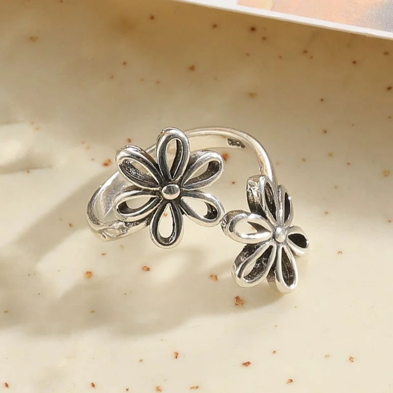 Two Flower Ring