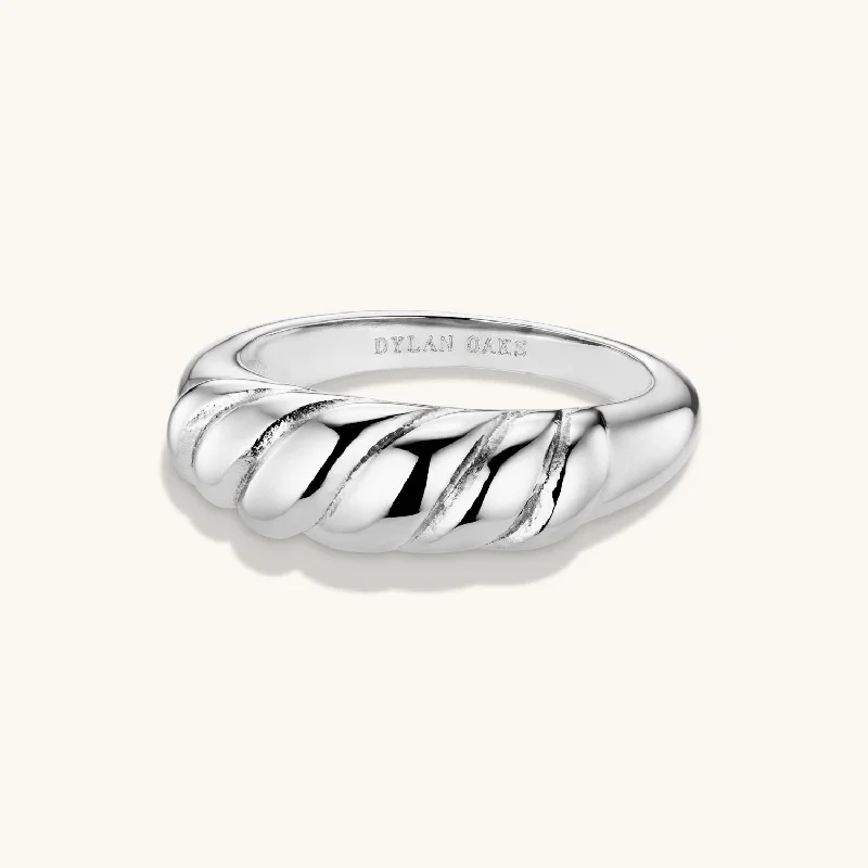 Ladies minimalist rings-Infinity Ring Silver