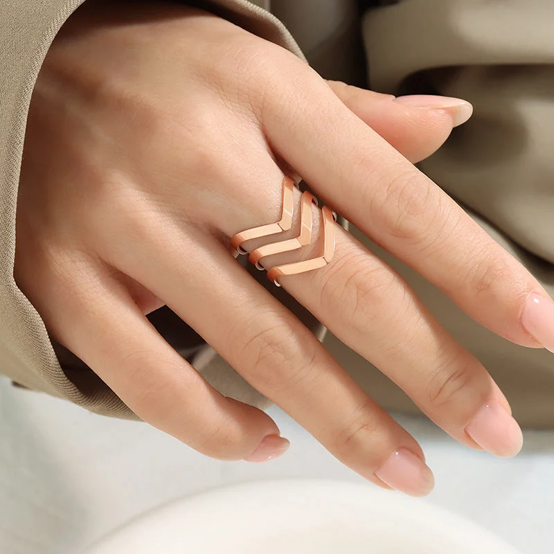 A007-Rose Gold Three-Layer Ring