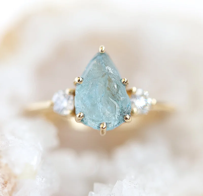 Ladies nature-inspired rings-Raw Pear Aquamarine Three Stone Ring