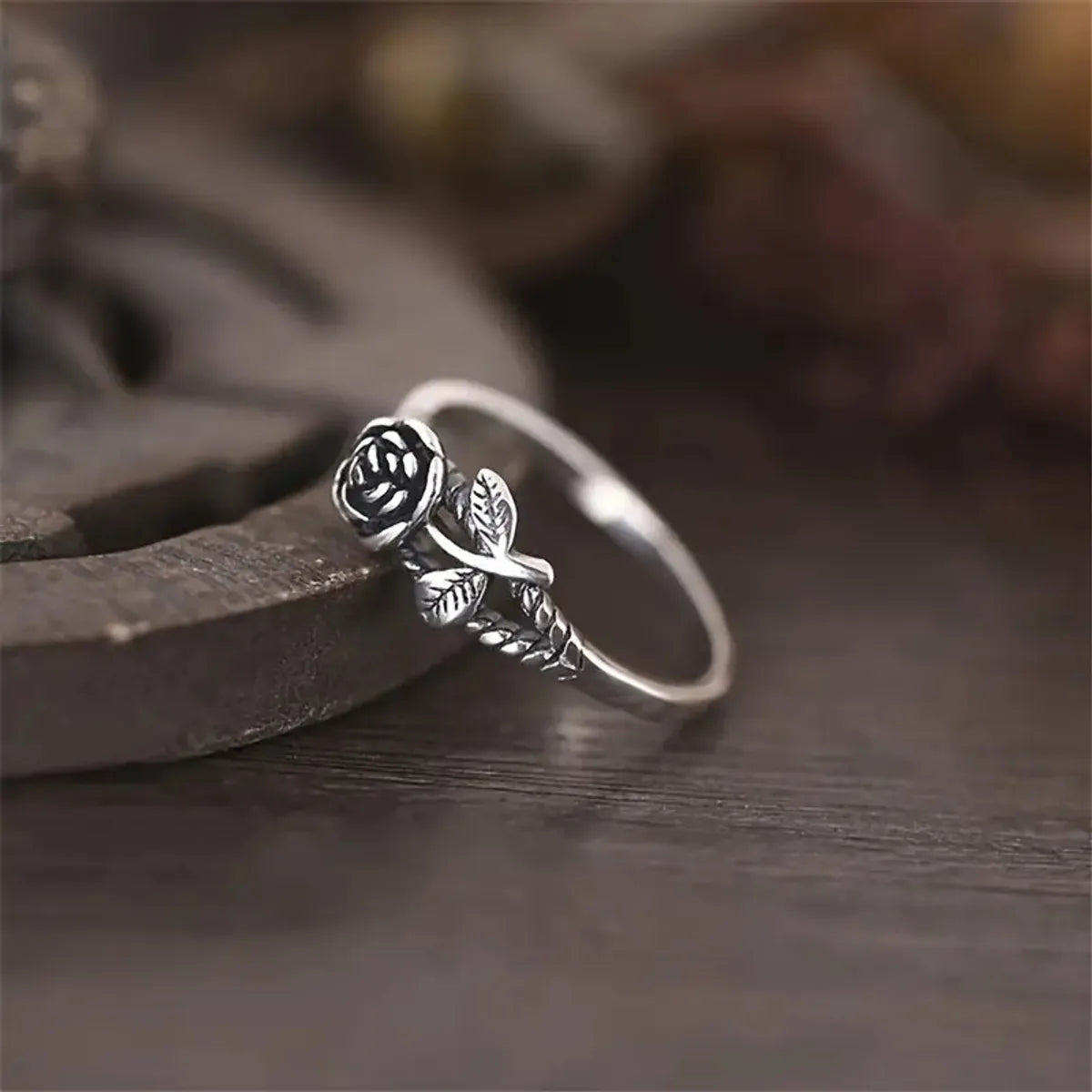 Ladies anniversary rings-Wholesale Jewelry Casual Elegant Tropical Round Plant Rose Steel Plating Rings