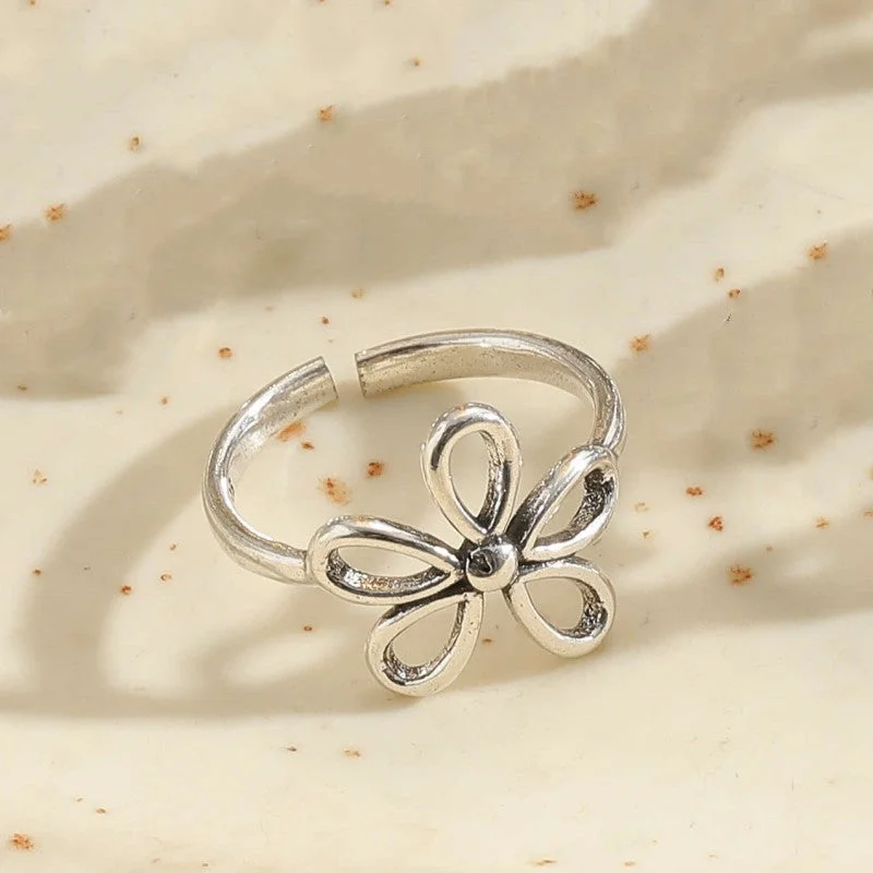 Five Petal Flower Ring