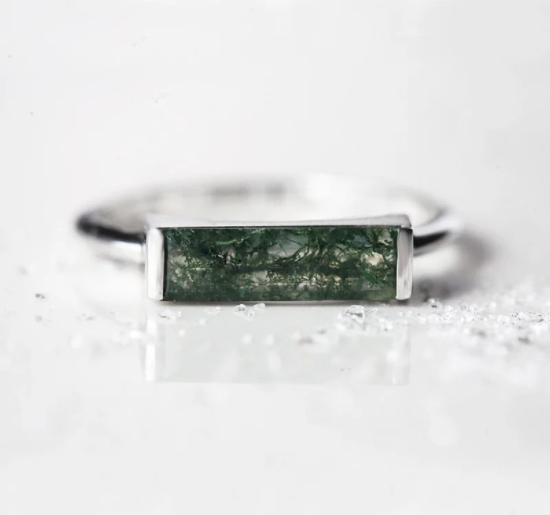 Ladies fashion rings-Amara Baguette Moss Agate Ring