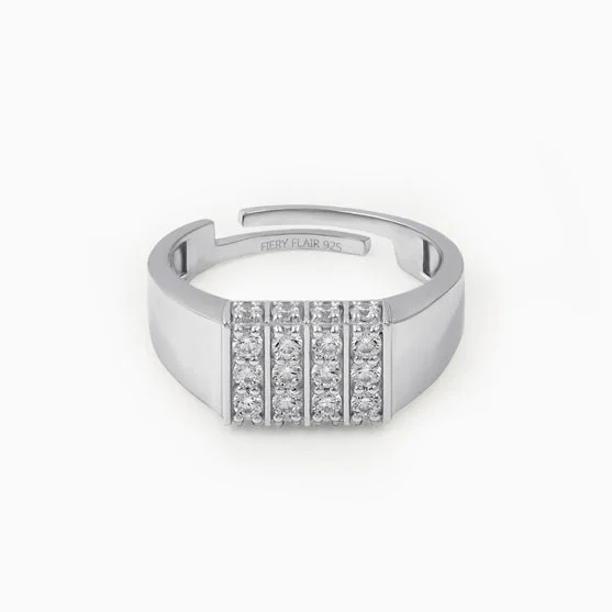 Ladies statement rings-Stylish Men's Silver Ring