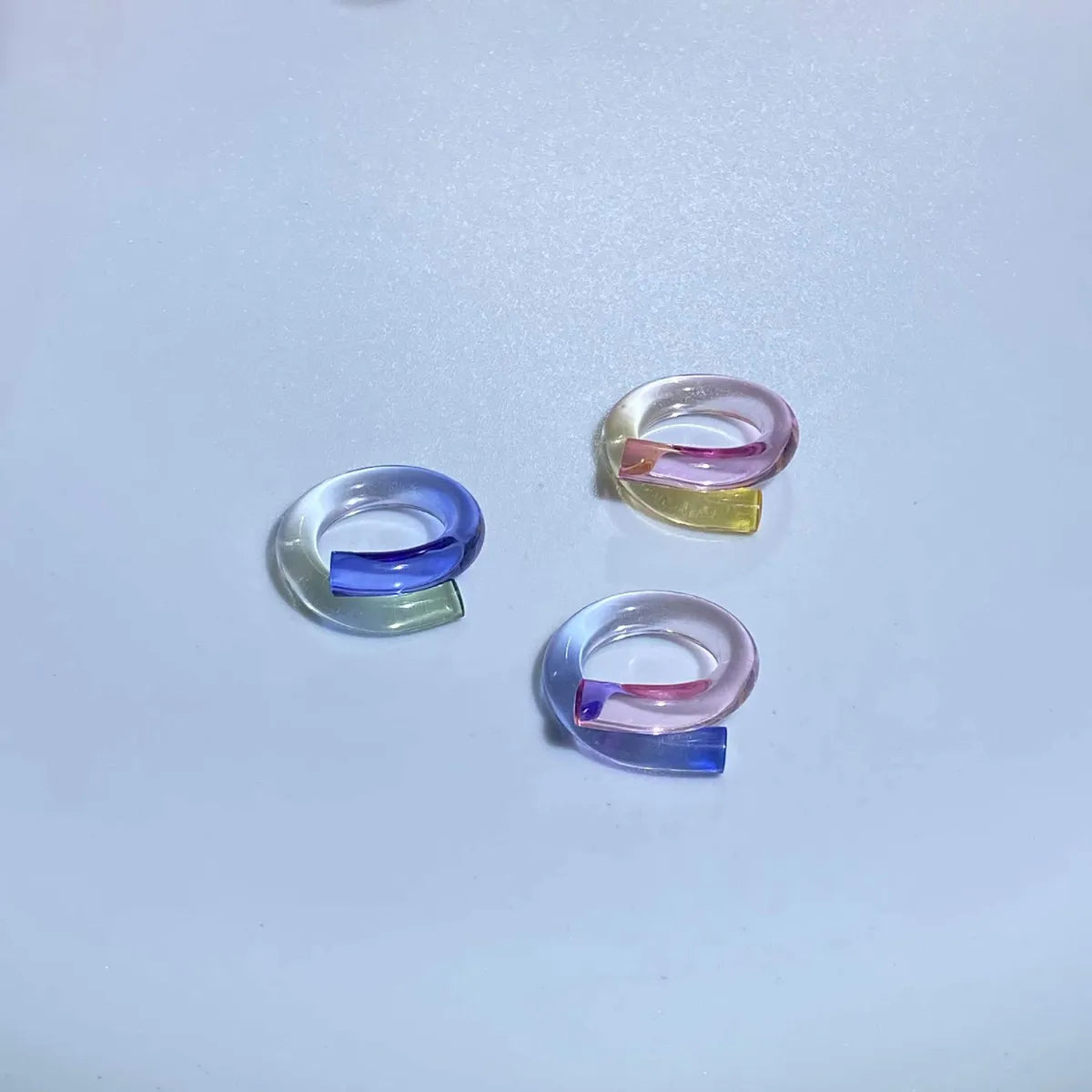 Ladies twist design rings-Simple Style Irregular Arylic Resin Women'S Rings