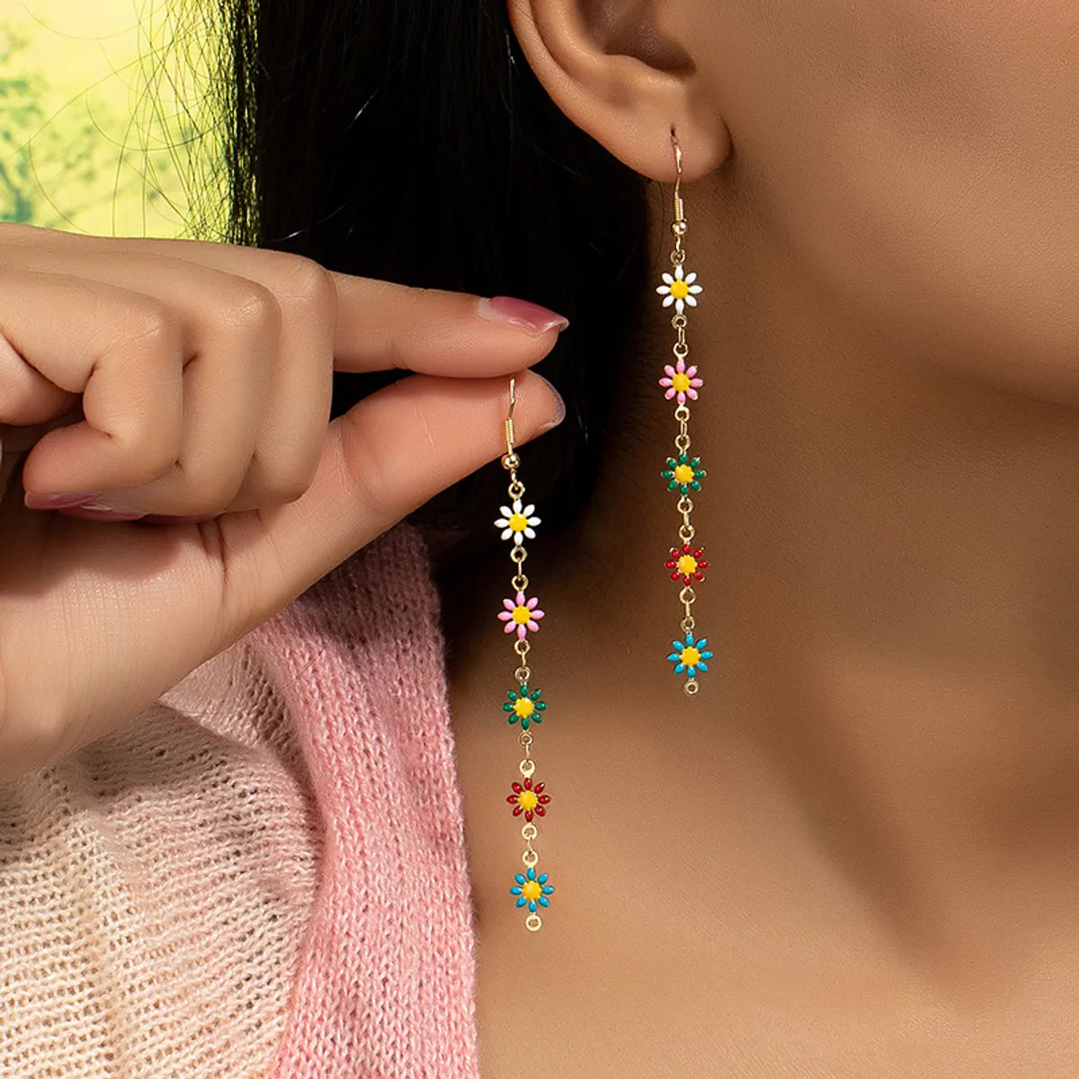 Ladies designer rings-1 Pair Retro Commute Daisy Enamel Plating Alloy Gold Plated Drop Earrings